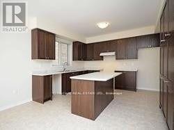 13 Doreen Drive, Thorold, Ontario  L3B 0G6 - Photo 12 - X12834962