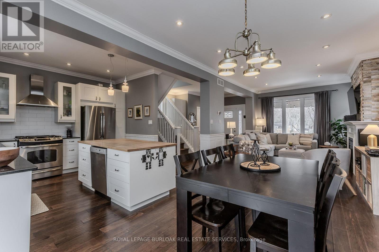 8 Mapleside Avenue, Hamilton, Ontario  L8P 3Y5 - Photo 11 - X12834968