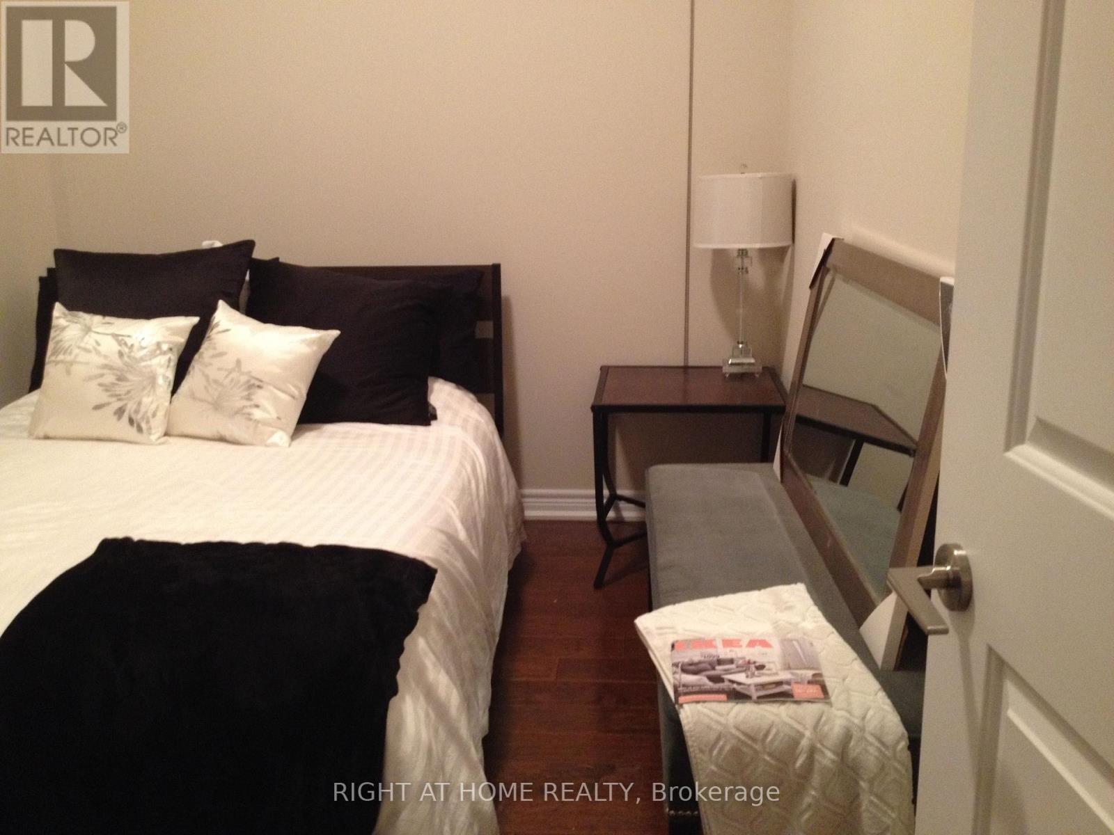 102 - 50 Murray Street W, Hamilton, Ontario  L8L 1B3 - Photo 10 - X12835022