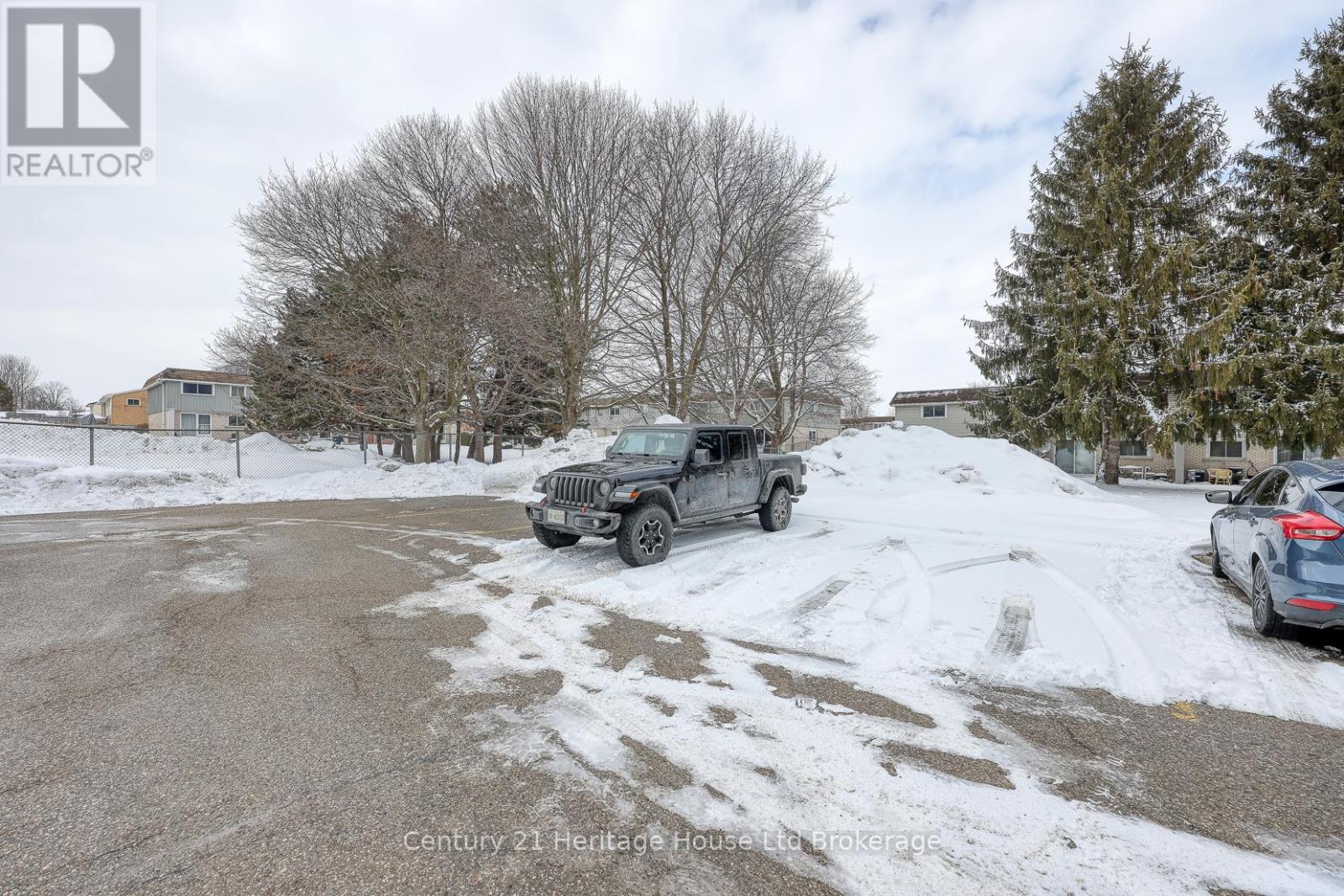 4 - 85 Springbank Avenue, Woodstock, Ontario  N4S 7P7 - Photo 31 - X12835080