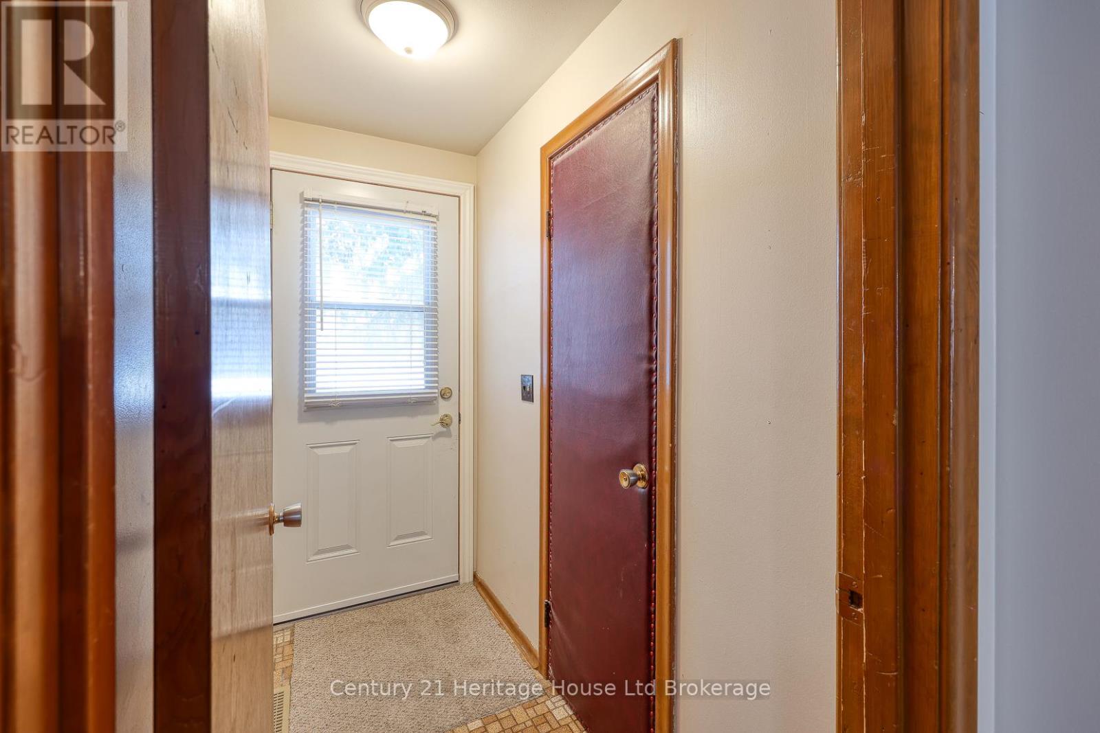 4 - 85 Springbank Avenue, Woodstock, Ontario  N4S 7P7 - Photo 4 - X12835080