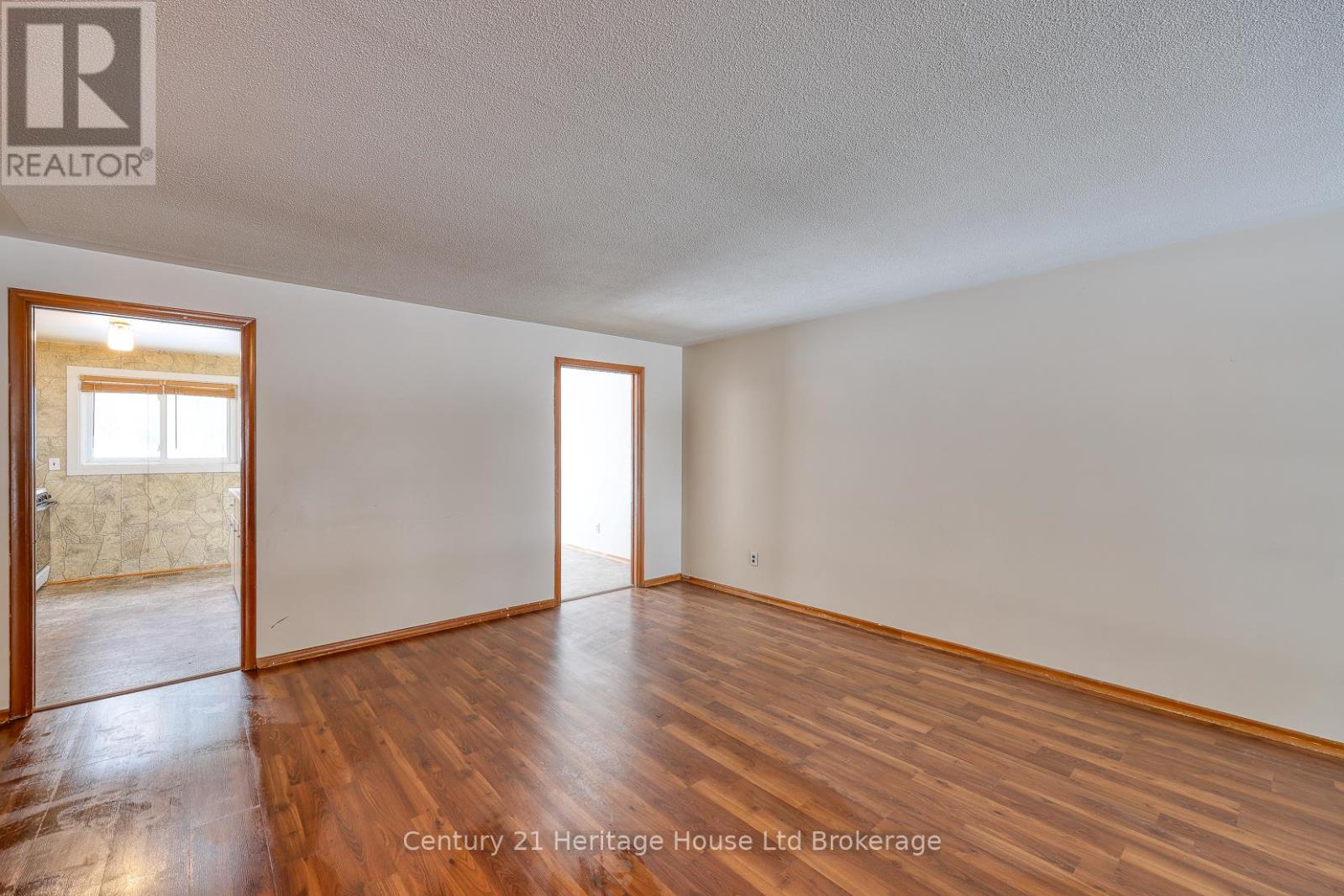 4 - 85 Springbank Avenue, Woodstock, Ontario  N4S 7P7 - Photo 5 - X12835080