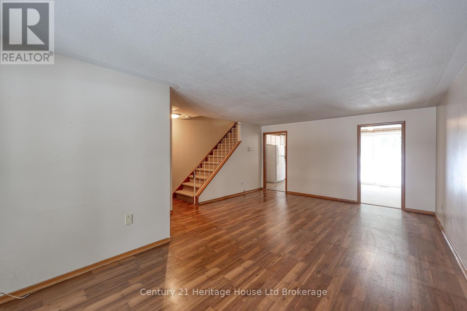 4 - 85 Springbank Avenue, Woodstock, Ontario  N4S 7P7 - Photo 7 - X12835080