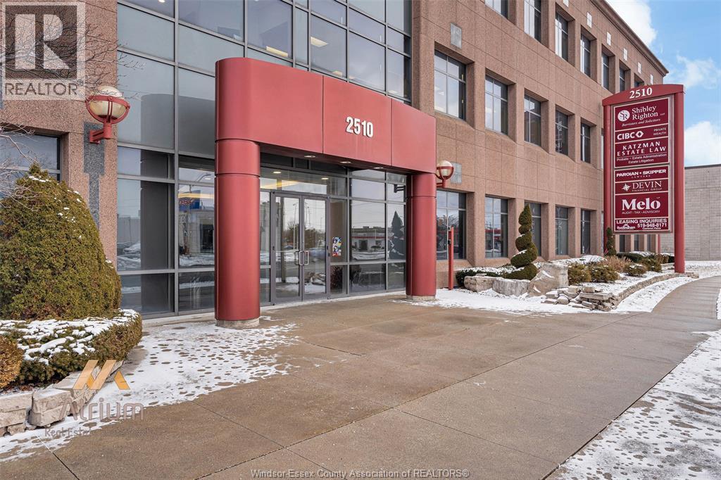 2510 Ouellette Unit# 204 B, Windsor, Ontario N8X 1L4 - Photo 2 - 26004329