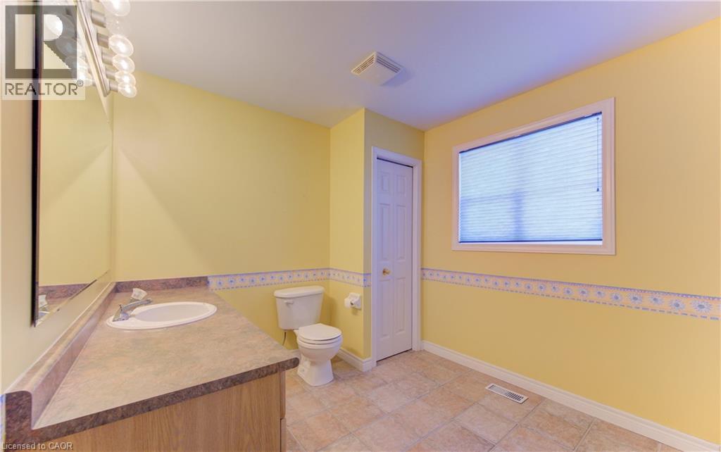 603 Salzburg Drive, Waterloo, Ontario  N2V 2L5 - Photo 21 - 40808780