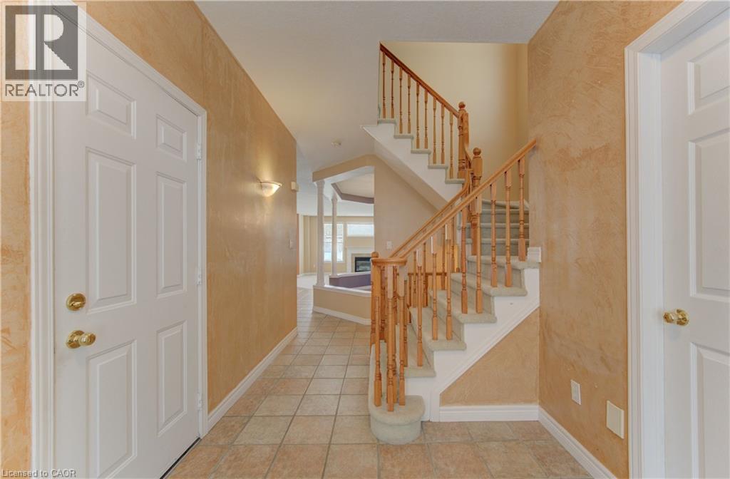 603 Salzburg Drive, Waterloo, Ontario  N2V 2L5 - Photo 3 - 40808780