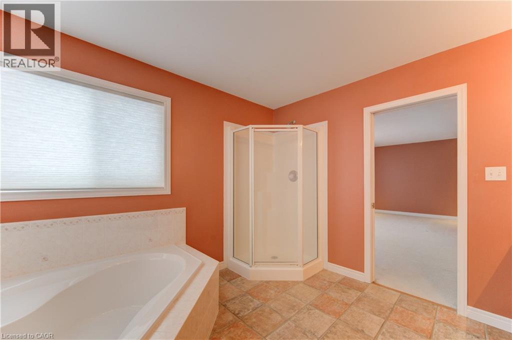 603 Salzburg Drive, Waterloo, Ontario  N2V 2L5 - Photo 34 - 40808780