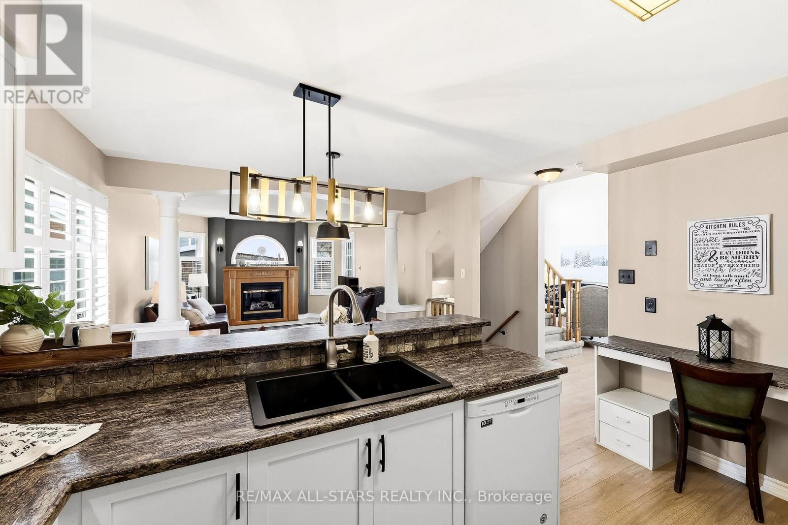 69 Matthewson Place, Whitby, Ontario  L1M 1H4 - Photo 17 - E12835116