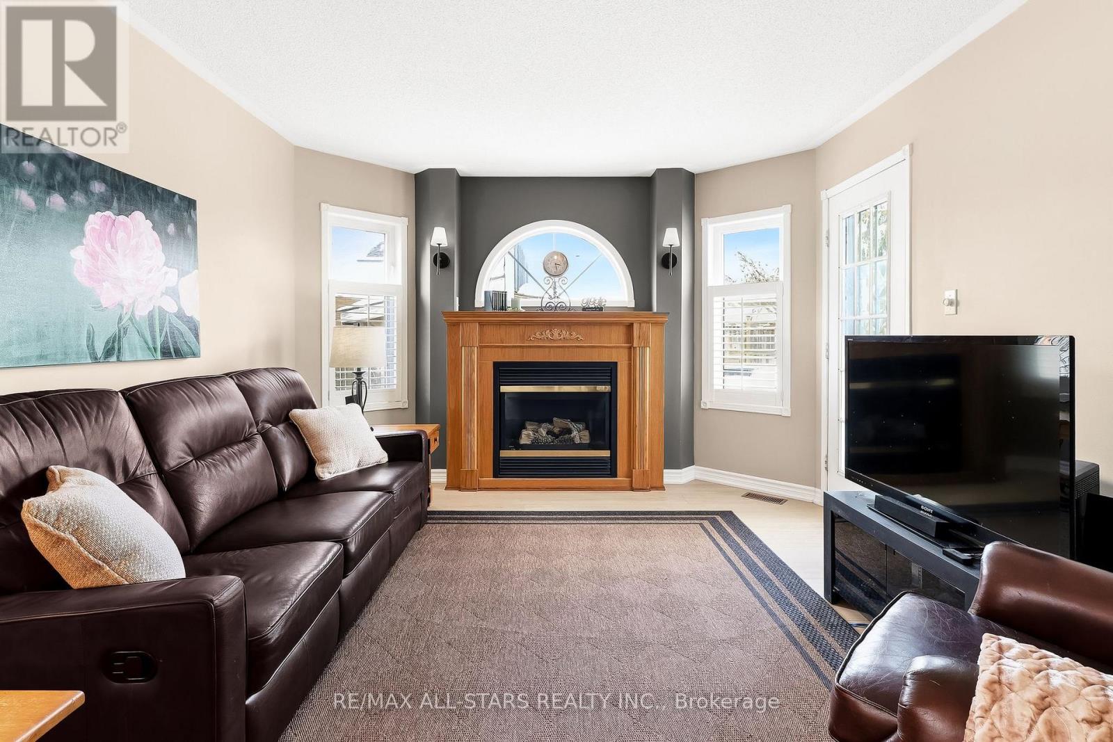 69 Matthewson Place, Whitby, Ontario  L1M 1H4 - Photo 19 - E12835116