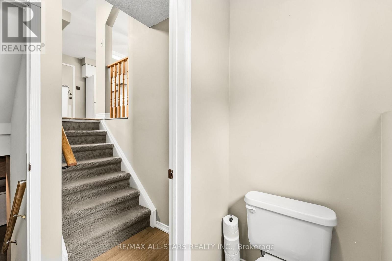 69 Matthewson Place, Whitby, Ontario  L1M 1H4 - Photo 35 - E12835116