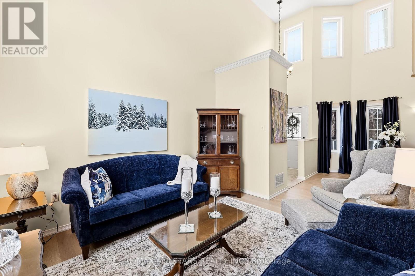 69 Matthewson Place, Whitby, Ontario  L1M 1H4 - Photo 9 - E12835116