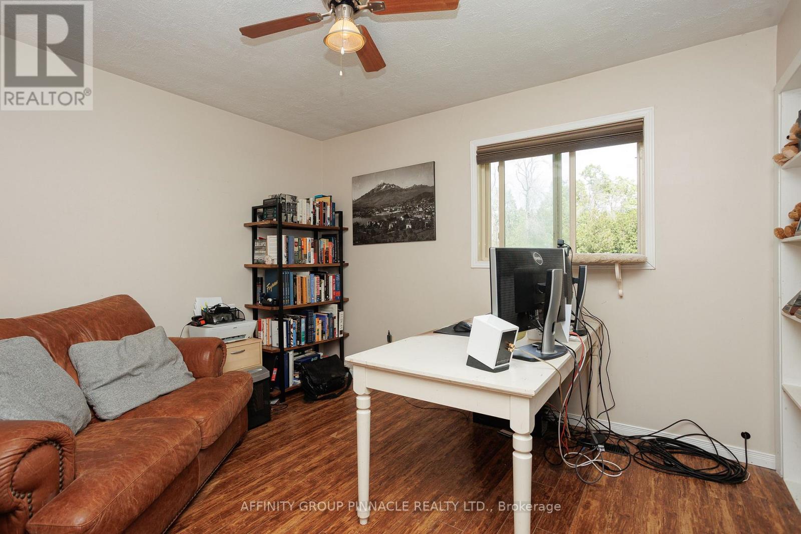 1385 Furniss Drive, Ramara (Brechin), Ontario  L0K 1B0 - Photo 25 - S12835290