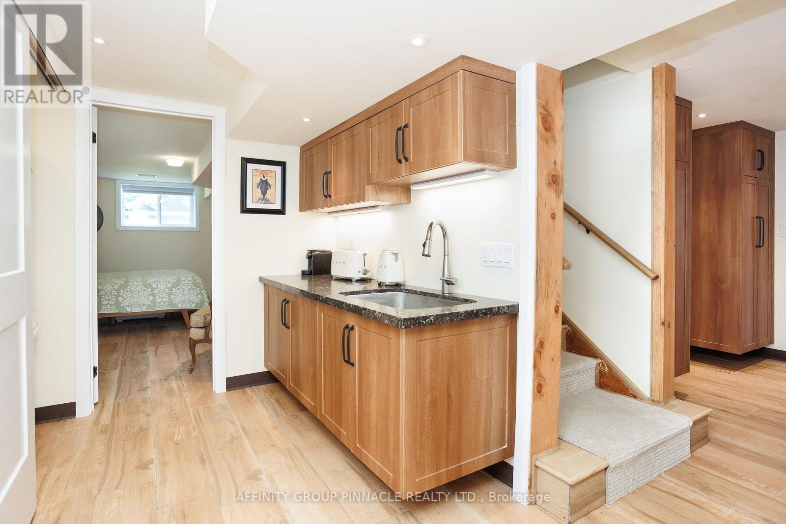 1385 Furniss Drive, Ramara (Brechin), Ontario  L0K 1B0 - Photo 33 - S12835290