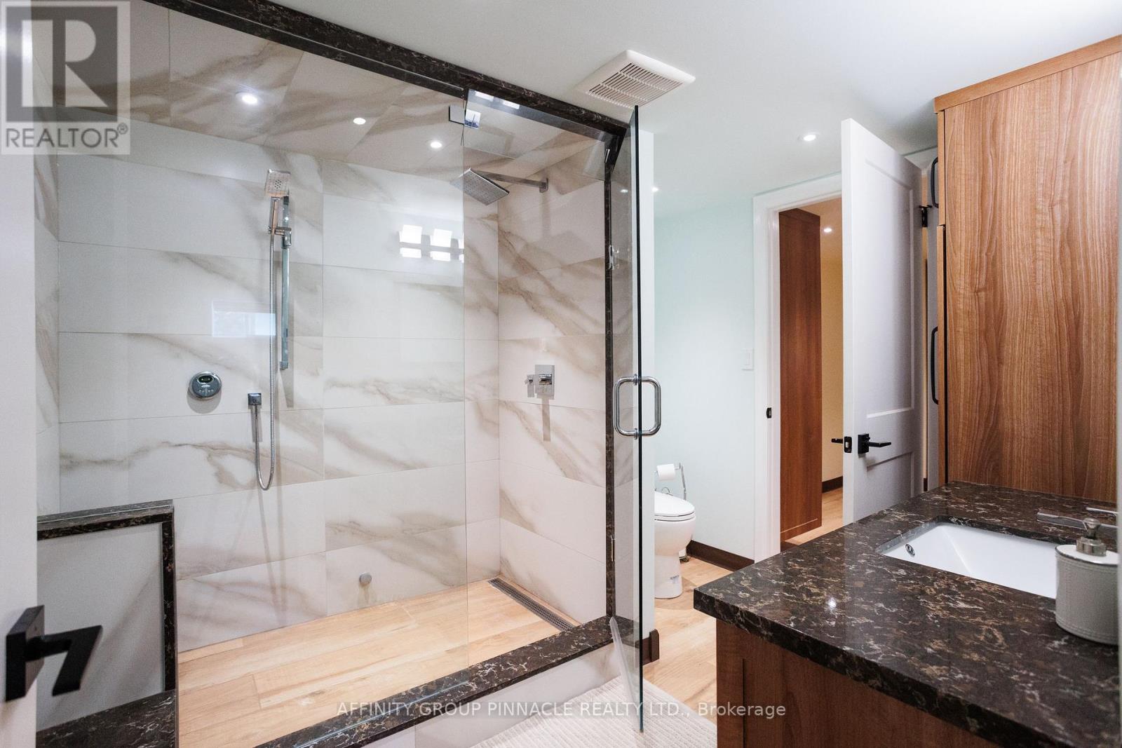 1385 Furniss Drive, Ramara (Brechin), Ontario  L0K 1B0 - Photo 38 - S12835290