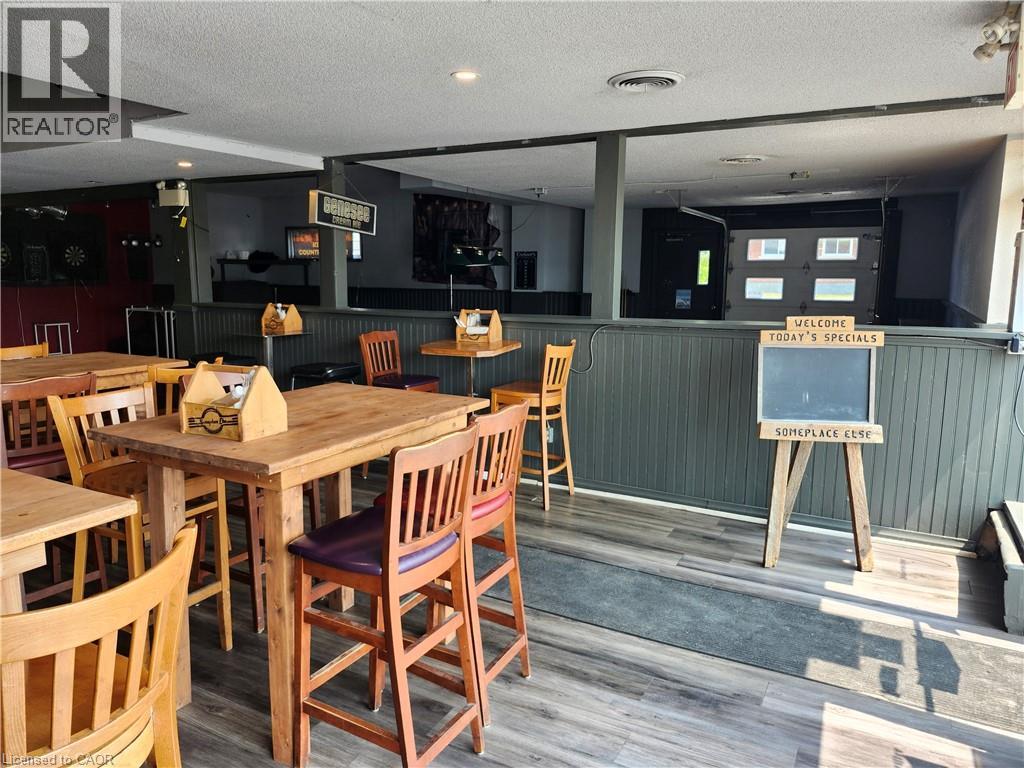 49 Scott Street W Unit# A, St. Catharines, Ontario  L2R 1E1 - Photo 4 - 40808287