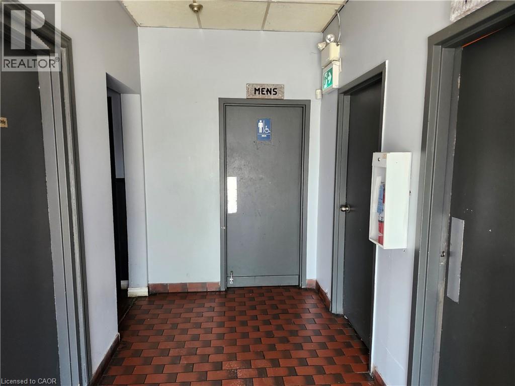 49 Scott Street W Unit# A, St. Catharines, Ontario  L2R 1E1 - Photo 17 - 40808287