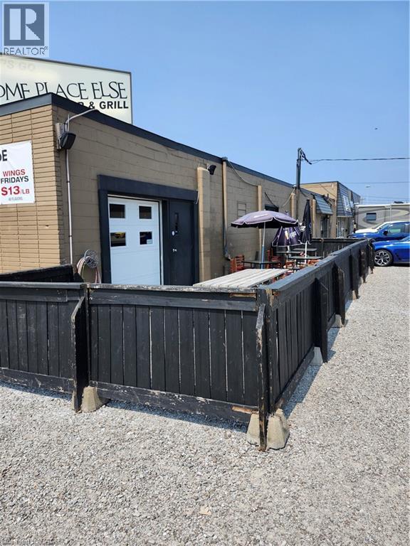 49 Scott Street W Unit# A, St. Catharines, Ontario  L2R 1E1 - Photo 3 - 40808287