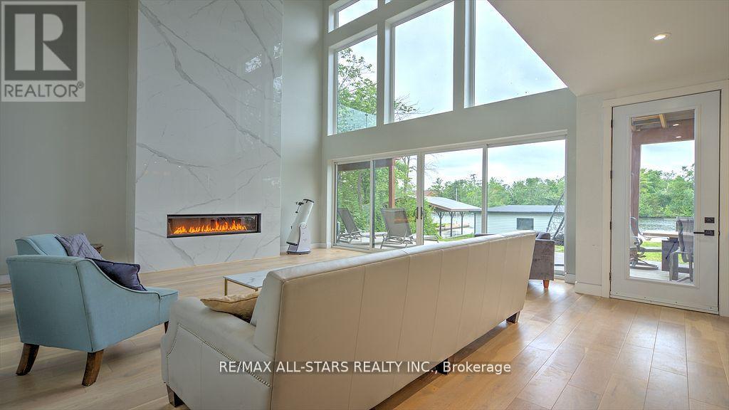 87 Riverside Drive, Kawartha Lakes, Ontario  K0M 1A0 - Photo 10 - X12835078