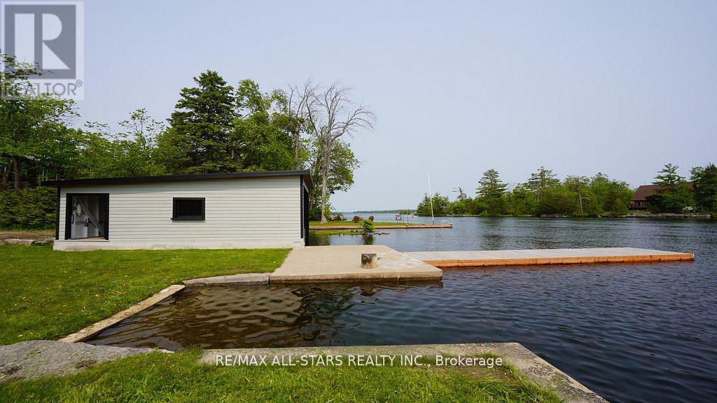 87 Riverside Drive, Kawartha Lakes, Ontario  K0M 1A0 - Photo 3 - X12835078