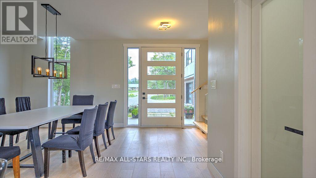 87 Riverside Drive, Kawartha Lakes, Ontario  K0M 1A0 - Photo 6 - X12835078