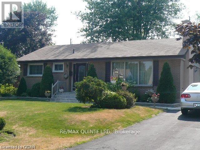 42 FOURTH AVENUE, Quinte West, Ontario