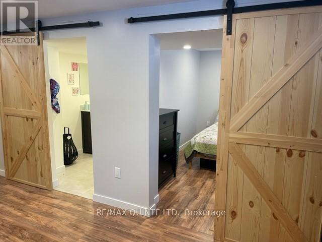 42 Fourth Avenue, Quinte West, Ontario  K8V 5H7 - Photo 6 - X12835172