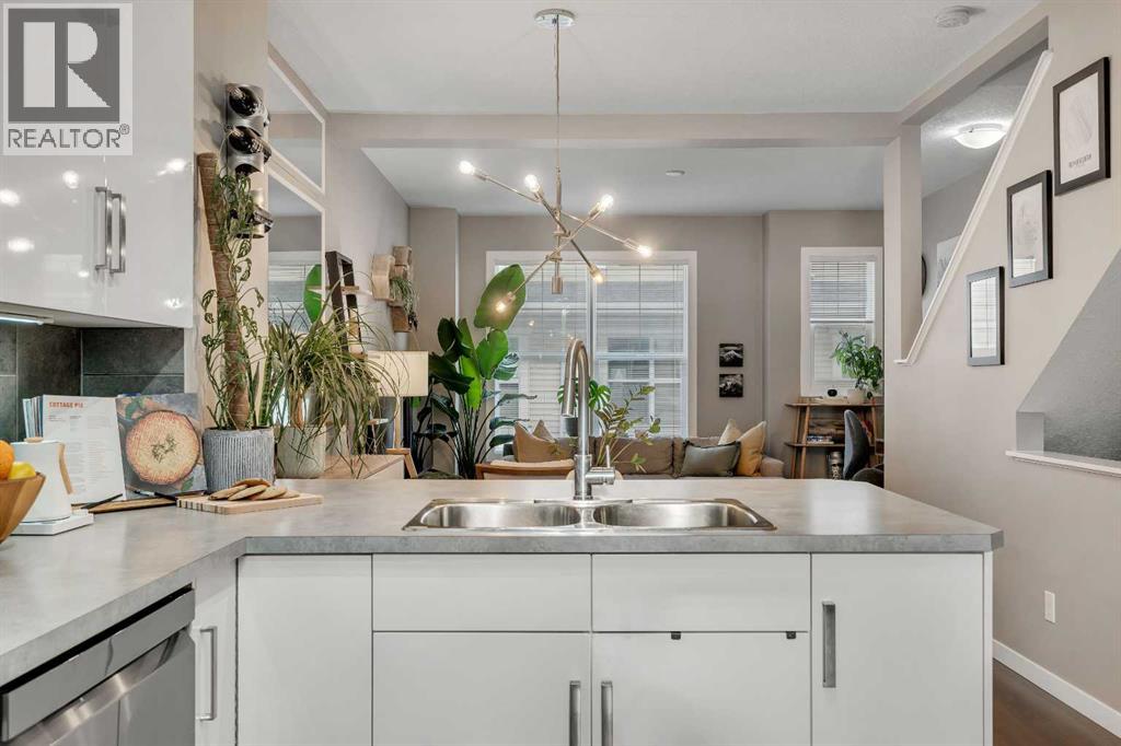 221 New Brighton Row Se, Calgary, Alberta  T2Z 1B9 - Photo 9 - A2286952