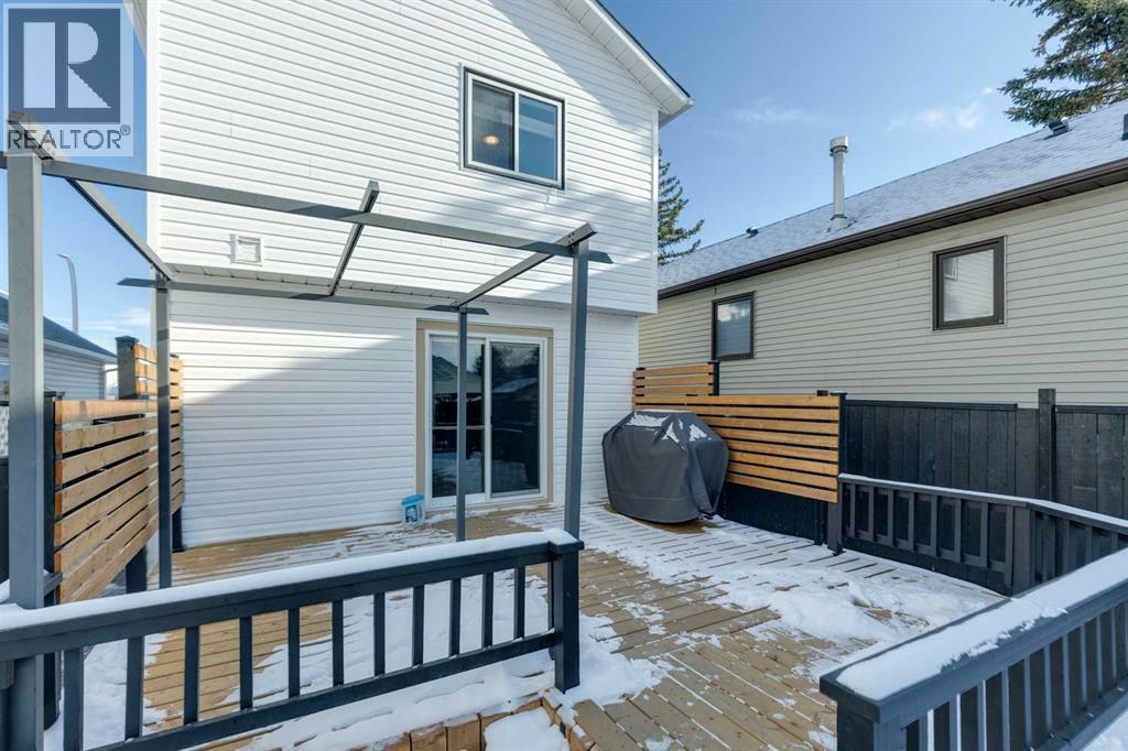 22 Hunterhorn Crescent Ne, Calgary, Alberta  T2K 6J4 - Photo 31 - A2289065