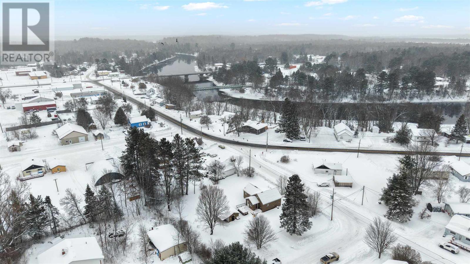 32 Main St, Iron Bridge, Ontario P0R 1H0 - Photo 35 - SM260389