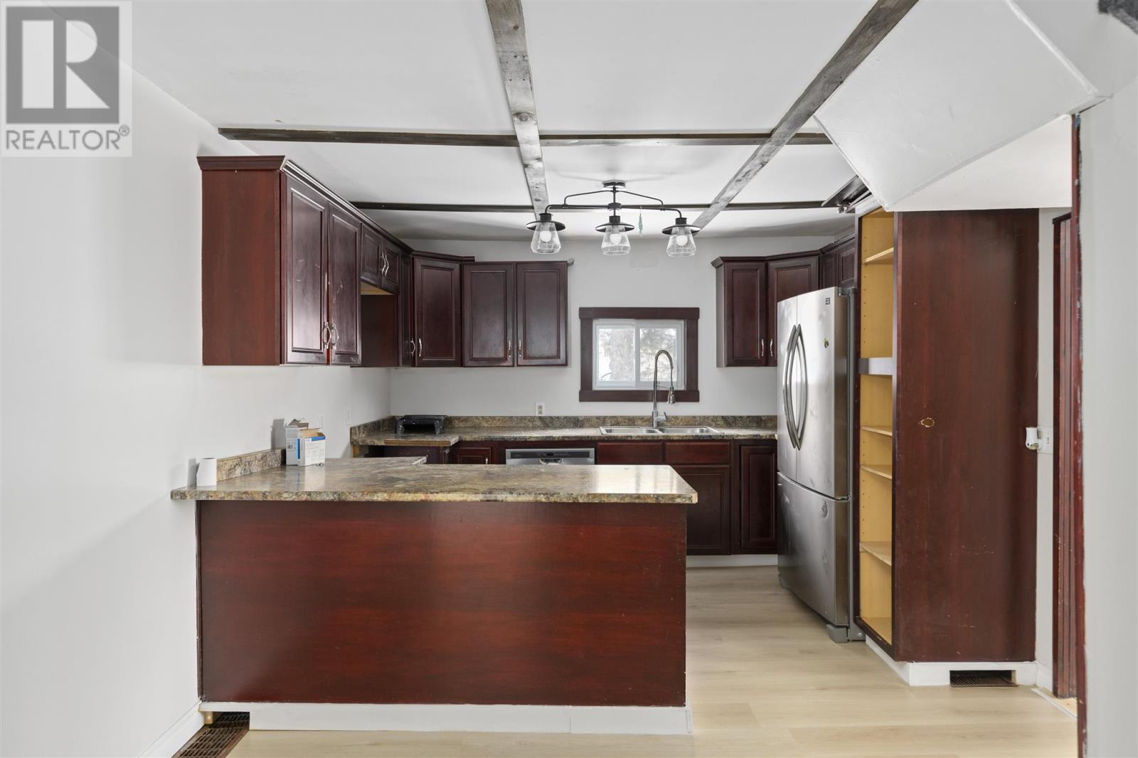 32 Main St, Iron Bridge, Ontario P0R 1H0 - Photo 7 - SM260389