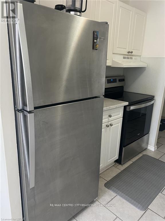 1447 Huron Street, London East, Ontario  N5V 2E6 - Photo 3 - X12835256