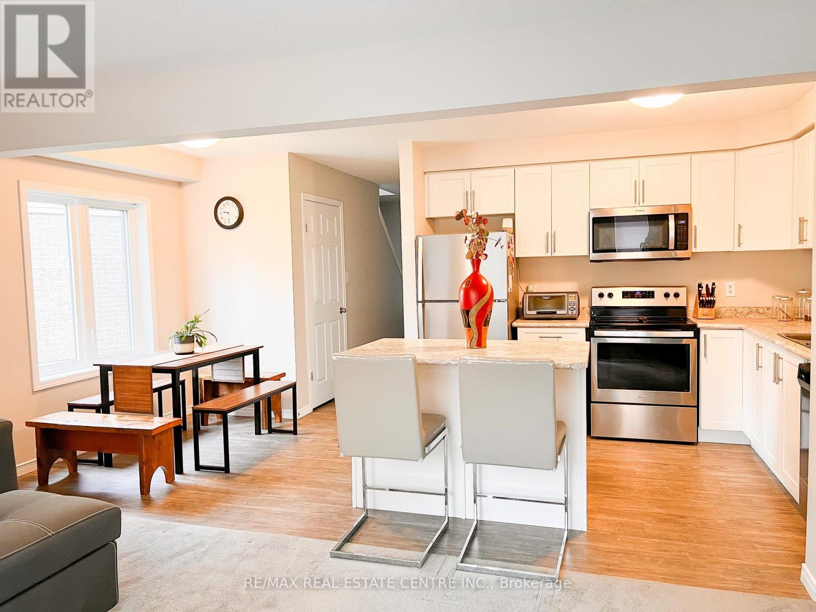 36 - 50 Pinnacle Drive, Kitchener, Ontario  N2P 0H8 - Photo 4 - X12834894