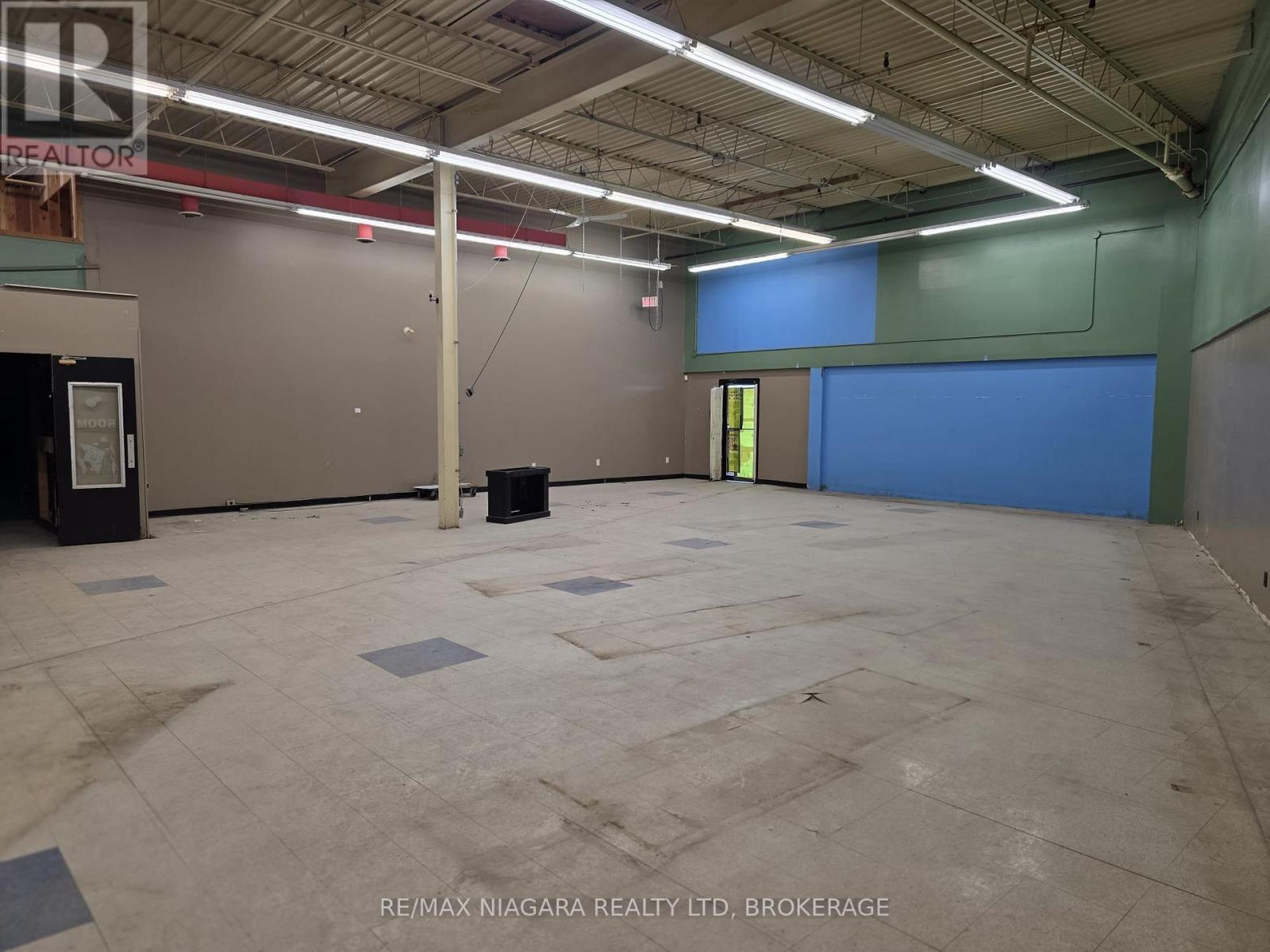 5 - 318 Ontario Street, St. Catharines, Ontario  L2R 5L8 - Photo 12 - X12748916