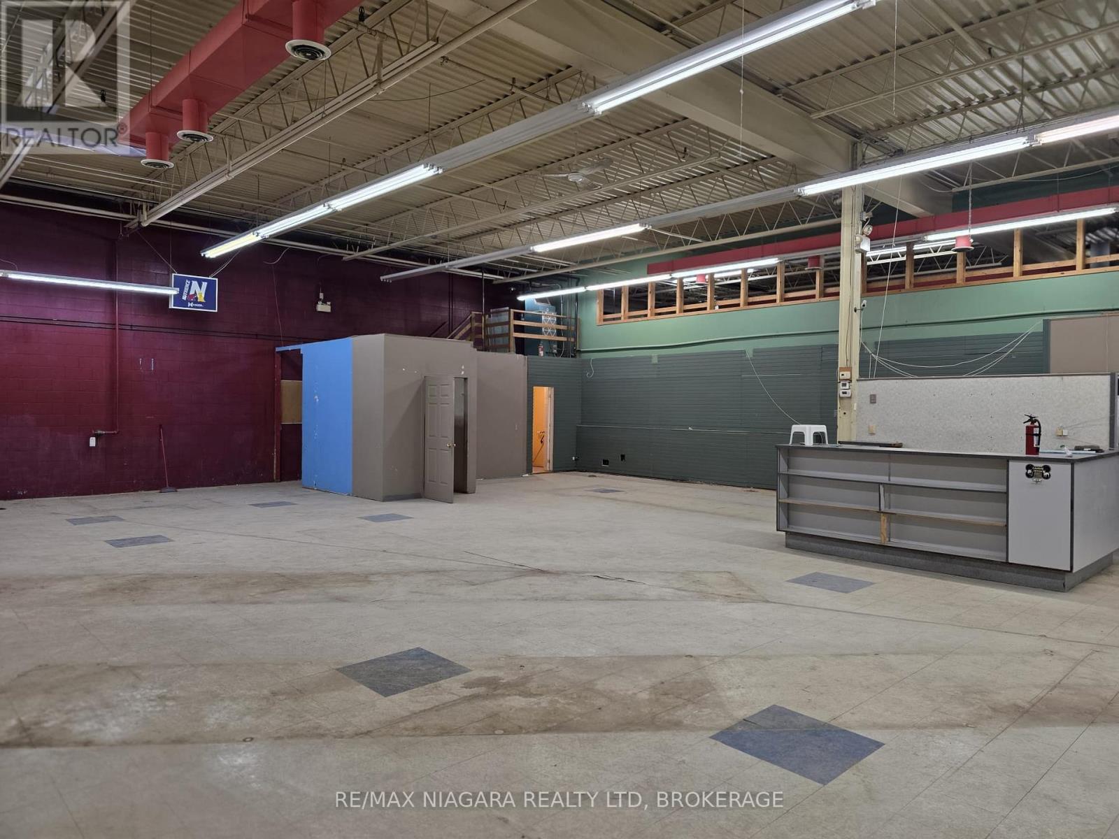 5 - 318 Ontario Street, St. Catharines, Ontario  L2R 5L8 - Photo 13 - X12748916