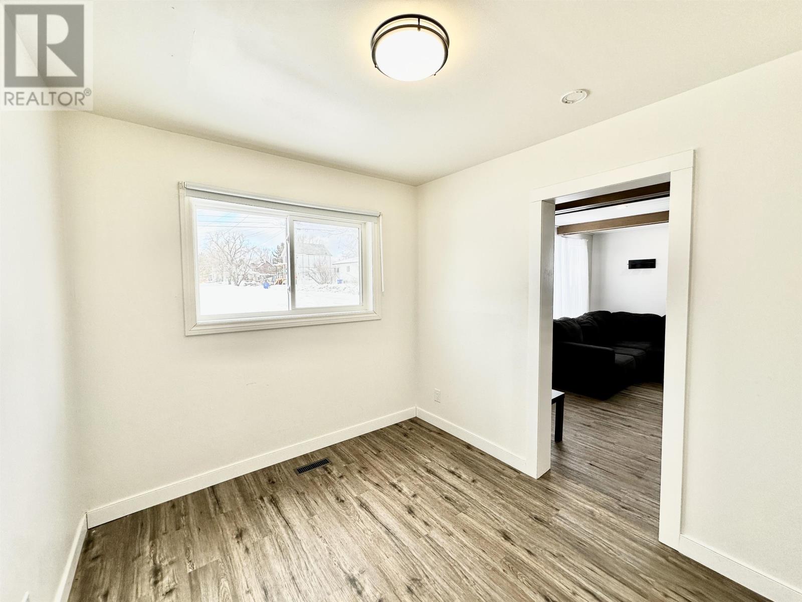 1201 Superior Street, Kenora, Ontario  P0X 1C0 - Photo 11 - TB2600319