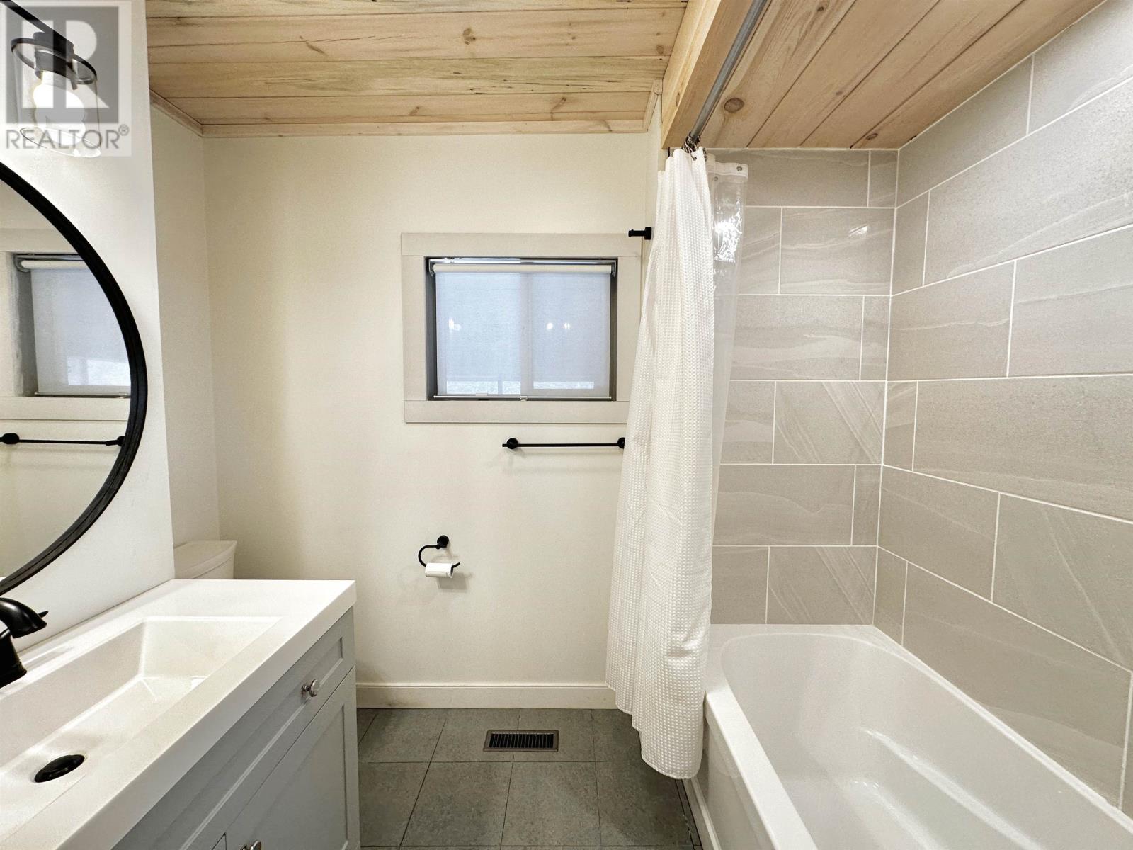 1201 Superior Street, Kenora, Ontario  P0X 1C0 - Photo 15 - TB2600319