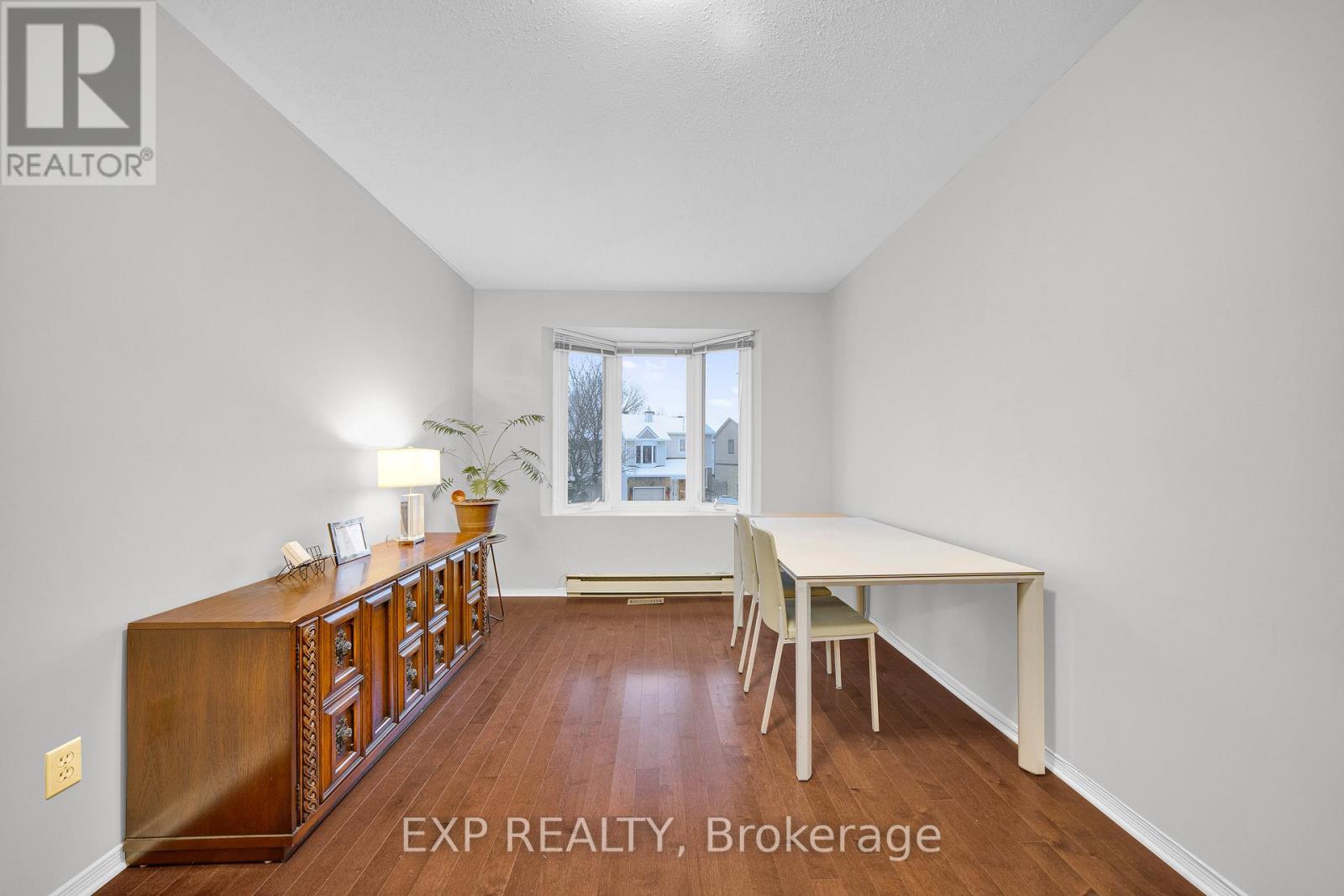 4 Huntersfield Drive, Ottawa, Ontario  K1T 3E4 - Photo 16 - X12835124