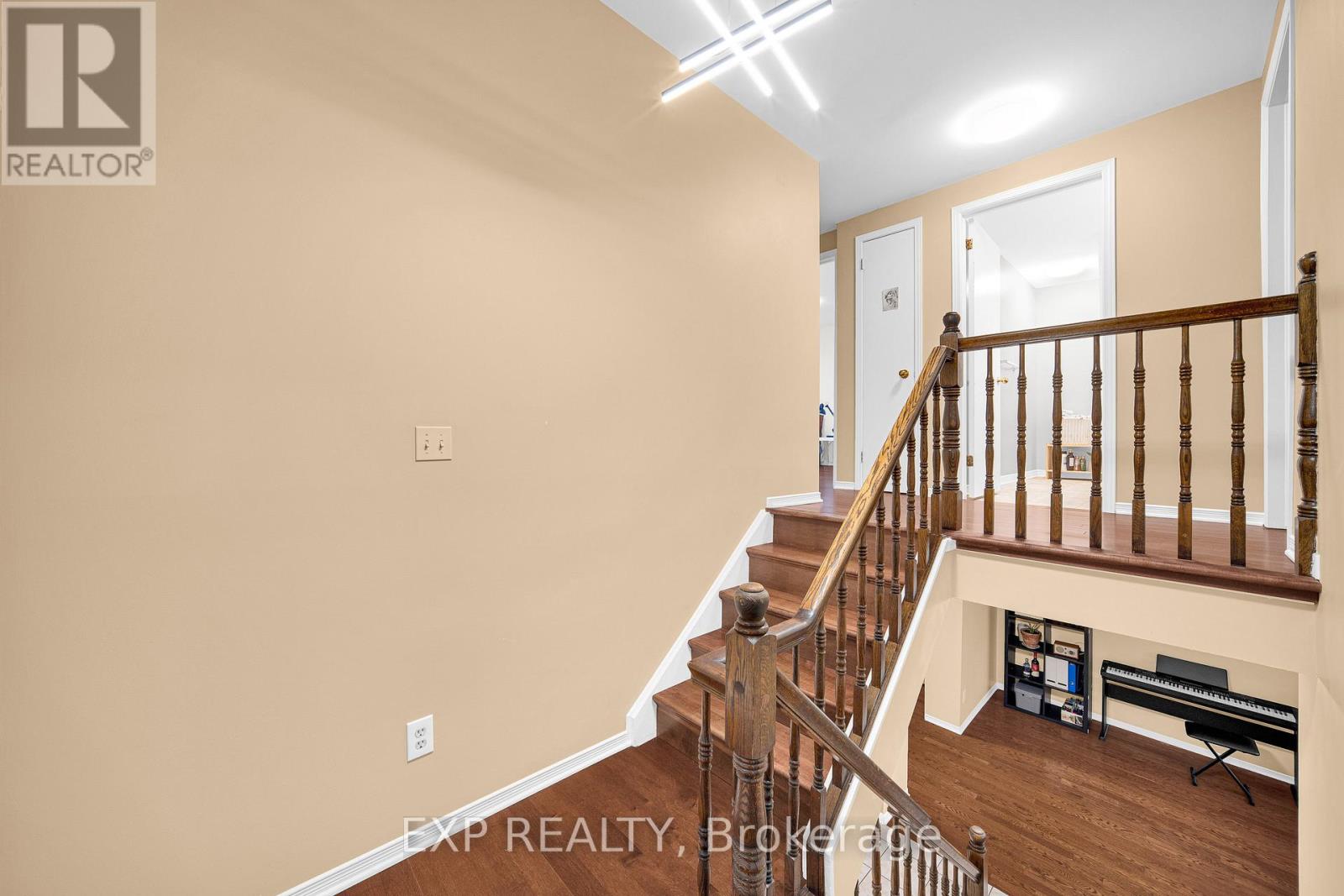 4 Huntersfield Drive, Ottawa, Ontario  K1T 3E4 - Photo 17 - X12835124