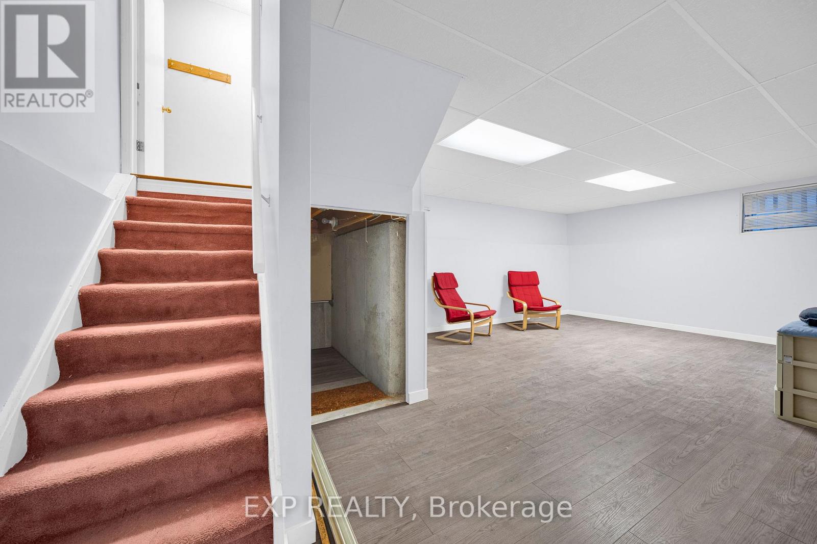 4 Huntersfield Drive, Ottawa, Ontario  K1T 3E4 - Photo 35 - X12835124