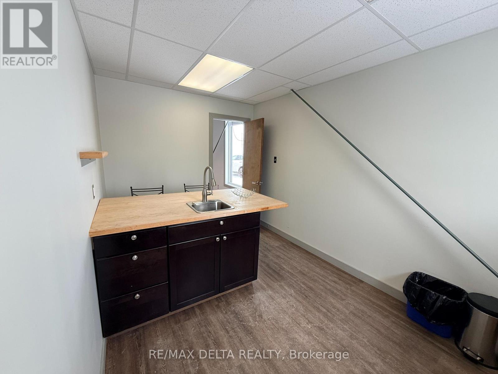 7190 County Road 17 Road, Alfred And Plantagenet, Ontario  K0B 3K0 - Photo 5 - X12835176