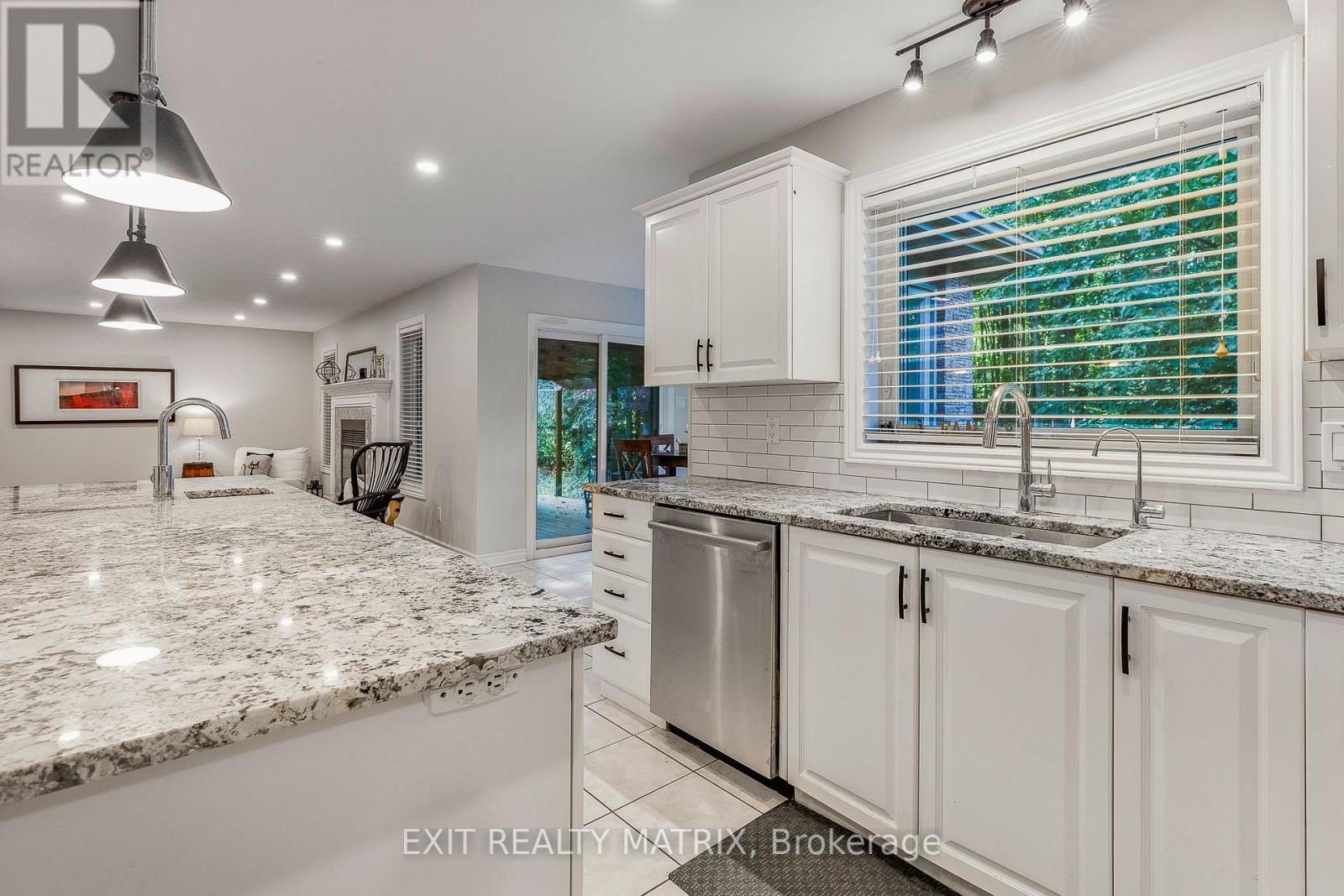 6343 Deermeadow Drive, Ottawa, Ontario  K4P 1M9 - Photo 14 - X12835246