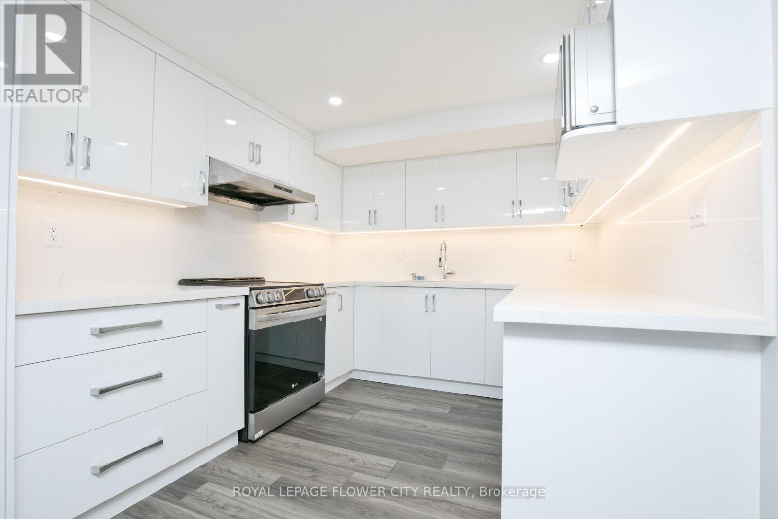 15 Triston Court Sw, Brampton, Ontario  L6Y 5S2 - Photo 13 - W12810022