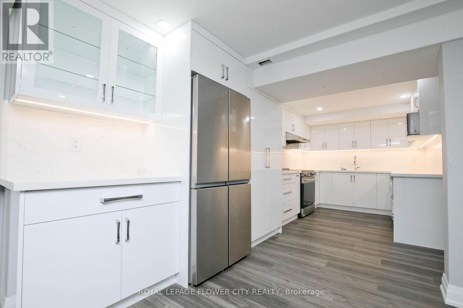 15 Triston Court Sw, Brampton, Ontario  L6Y 5S2 - Photo 11 - W12810022