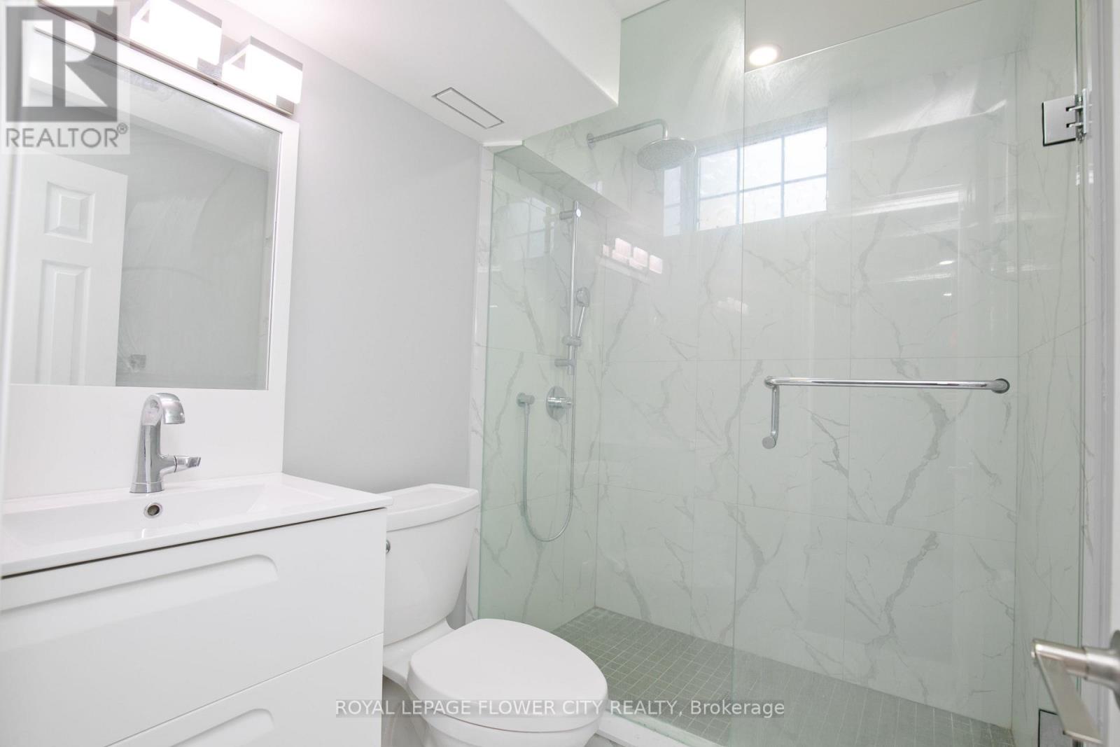 15 Triston Court Sw, Brampton, Ontario  L6Y 5S2 - Photo 20 - W12810022