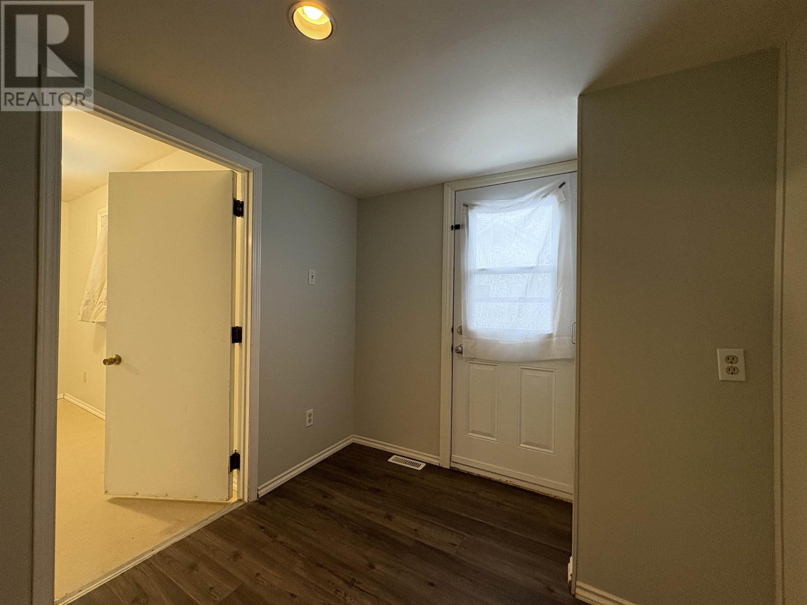 510 Victoria Ave, Fort Frances, Ontario  P9A 2C4 - Photo 16 - TB2600333