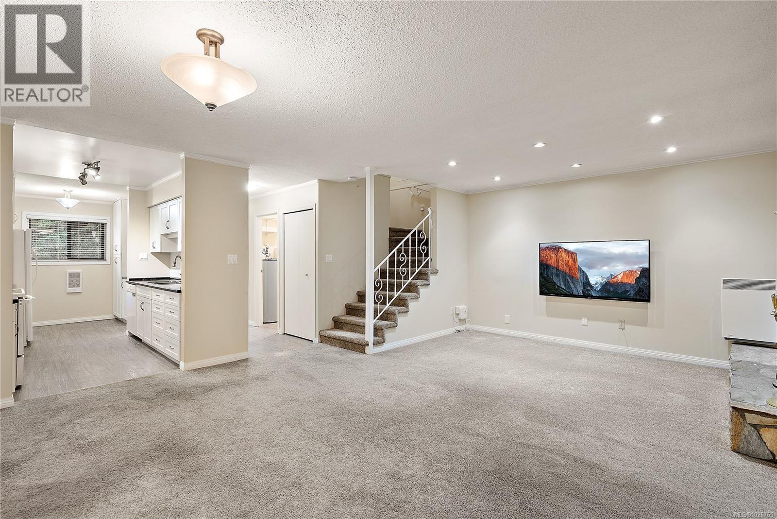 13 897 Admirals Rd, Esquimalt, British Columbia  V9A 2P1 - Photo 4 - 1026765