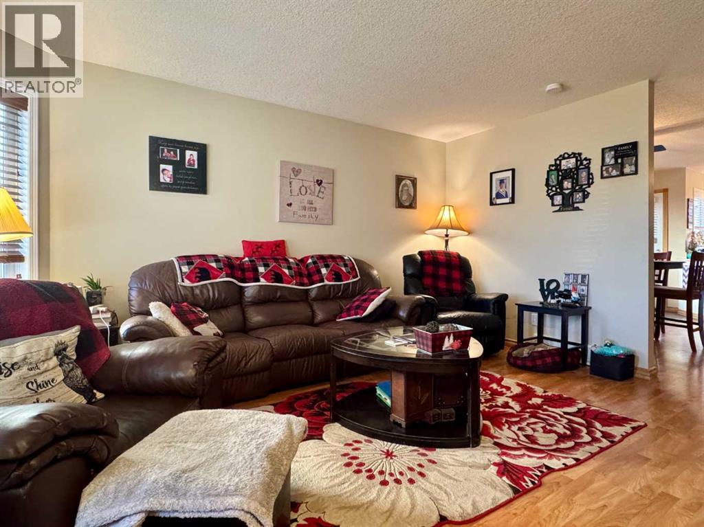 122 Mt Rundle Road W, Lethbridge, Alberta  T1K 7G1 - Photo 4 - A2289593