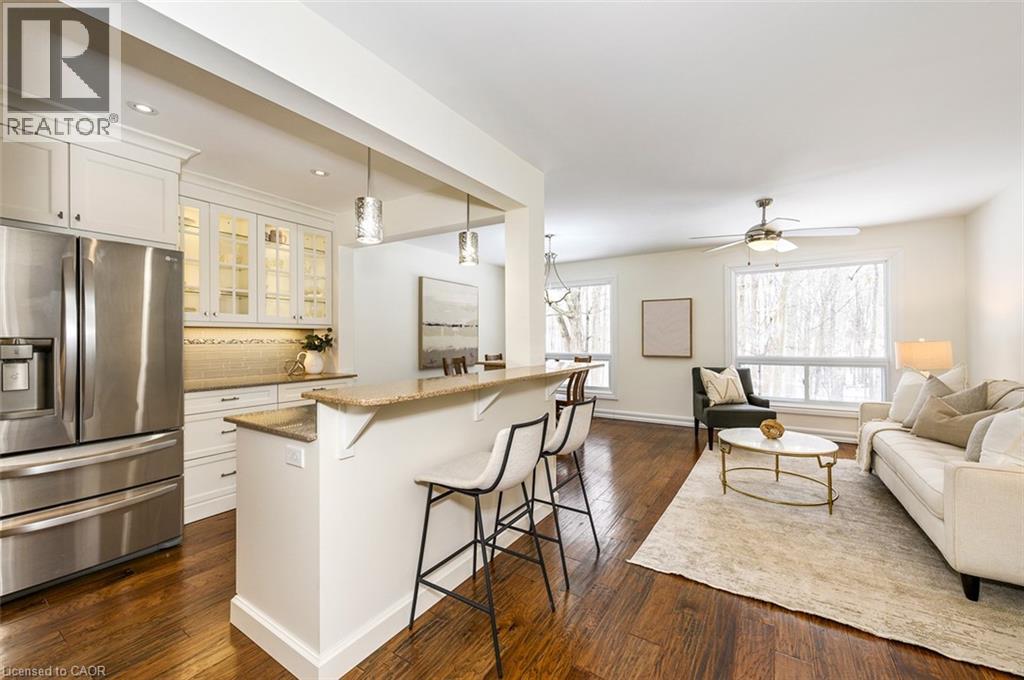 2301 Cavendish Drive Unit# 42, Burlington, Ontario  L7P 3M3 - Photo 3 - 40807906