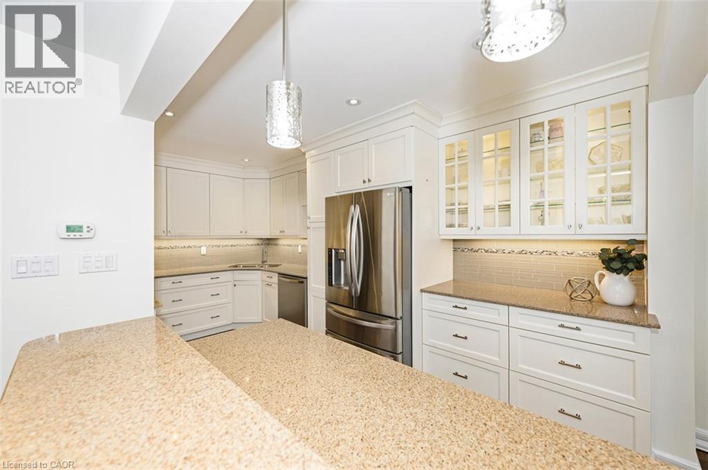 2301 Cavendish Drive Unit# 42, Burlington, Ontario  L7P 3M3 - Photo 5 - 40807906