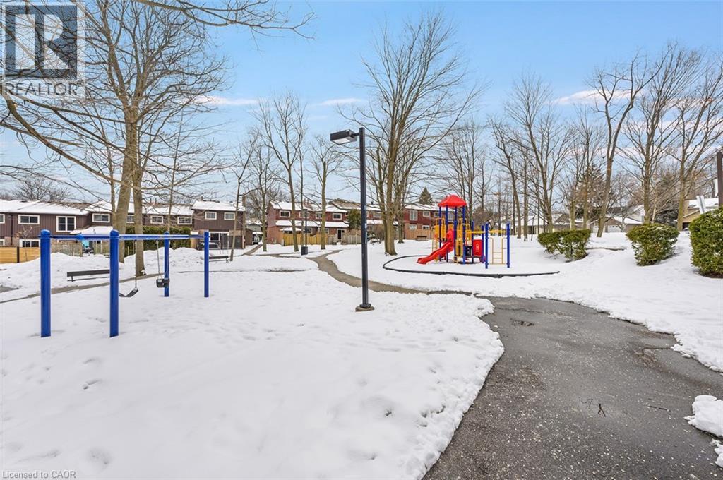 2301 Cavendish Drive Unit# 42, Burlington, Ontario  L7P 3M3 - Photo 45 - 40807906